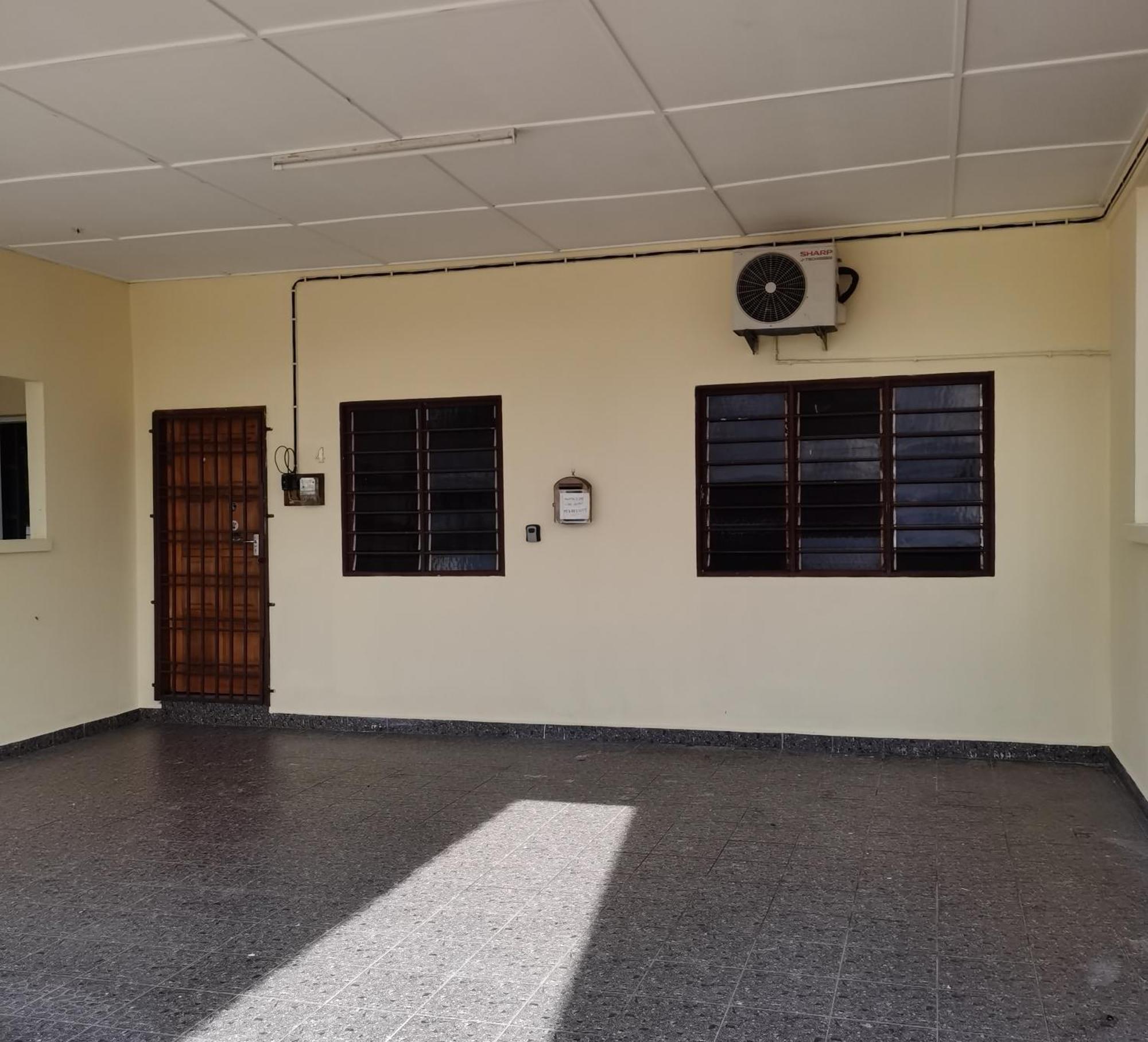 Homestay Che Wan Куантан Экстерьер фото